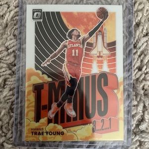 Trae Young T minus optic Panini Prizm